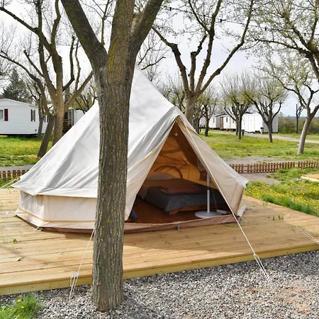 Camping Oliana * Oliana