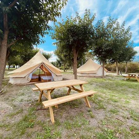 Camping Oliana Campsite