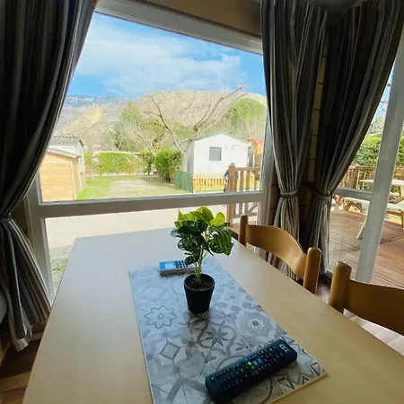 אתר קמפינג Camping Oliana *