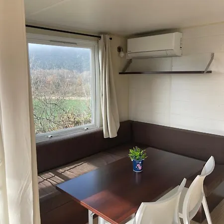 אתר קמפינג Camping Oliana Oliana