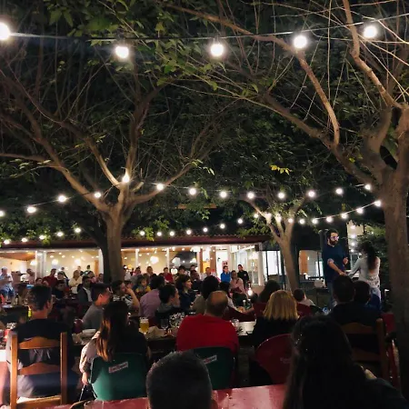 Camping Oliana אתר קמפינג *